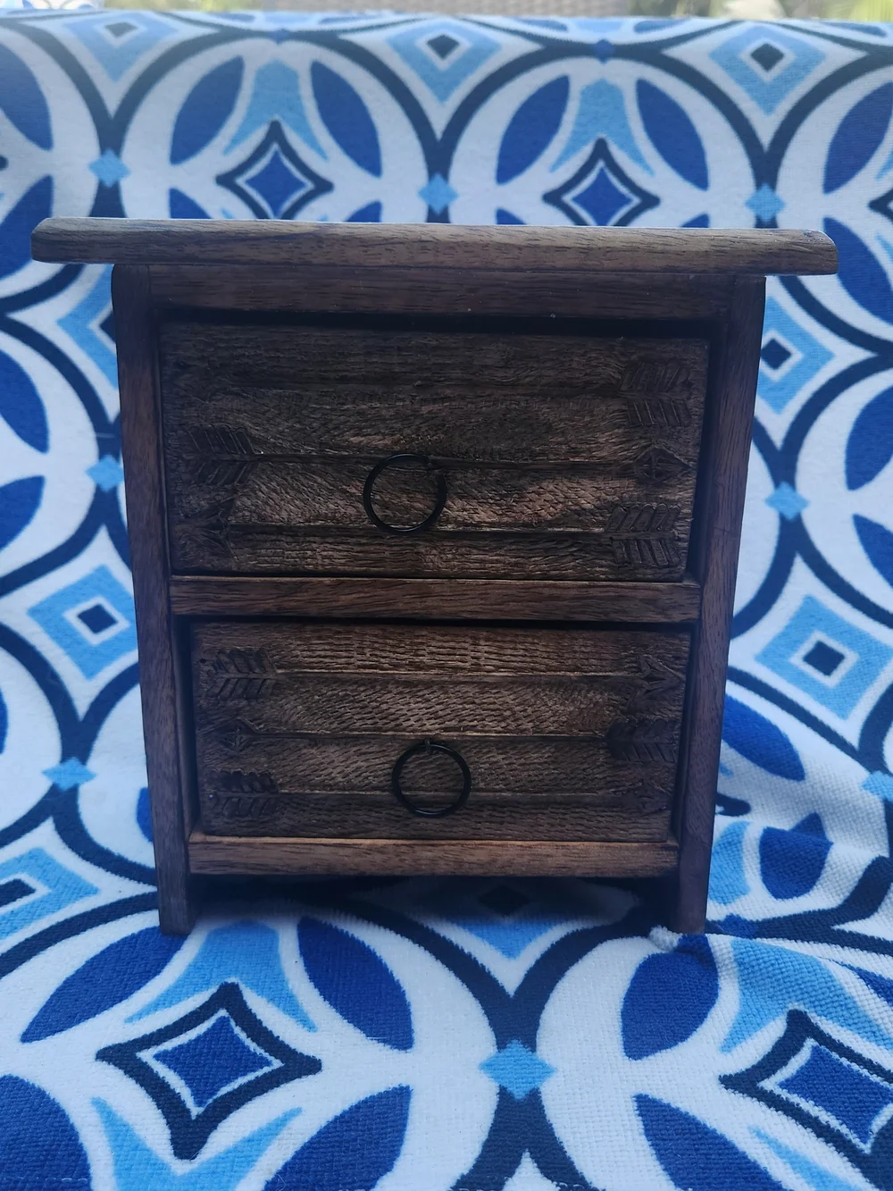 Mini Wooden Dresser Top Chest 2 Drawer Rustic Carved Arrow Jewelry Organizer